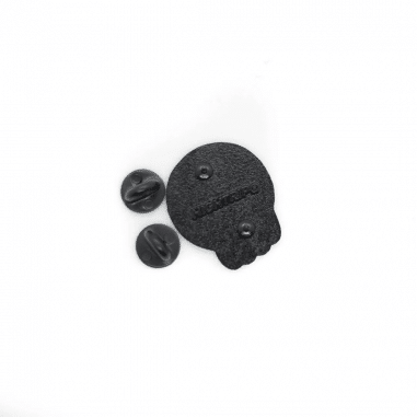 PIN HIGH SKULLS 2-HIGHTRIP